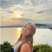 Vous avez besoin d’un prof particulier? Écrivez moi pour que je vous éclaire sur le sujet